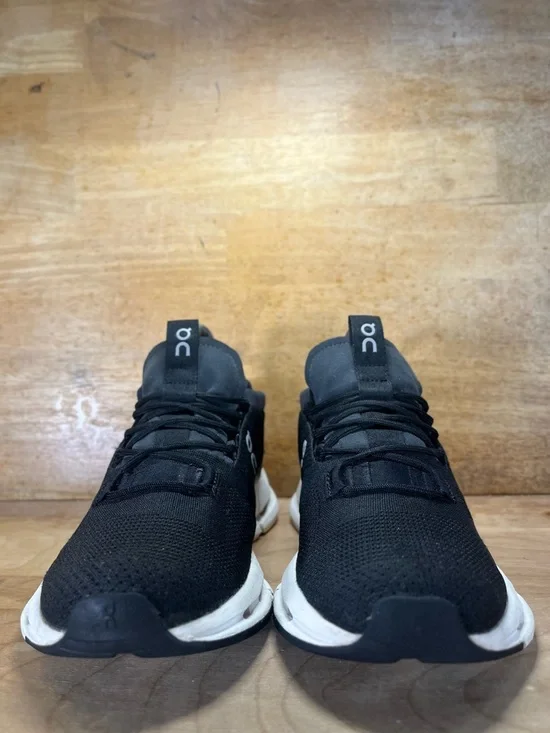 On CloudNova REFLECTIVE Womens Size 7 Running Shoes Sneakers Phantom White - Picture 2 of 12